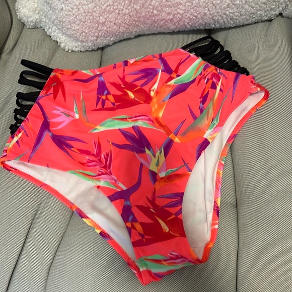 NWT pink Victoria’s Secret high waist bikini L - Picture 1 of 3